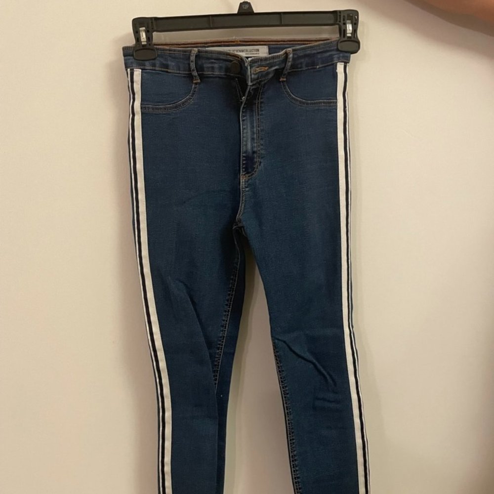 Zara stretchy jeans with white lines